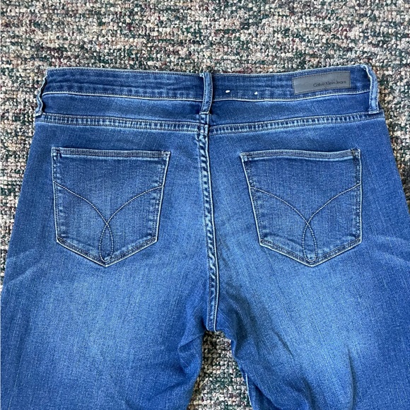 Calvin Klein Jeans Denim Medium Wash Straight Leg Womens Waist 31 Length 32 - Picture 4 of 8